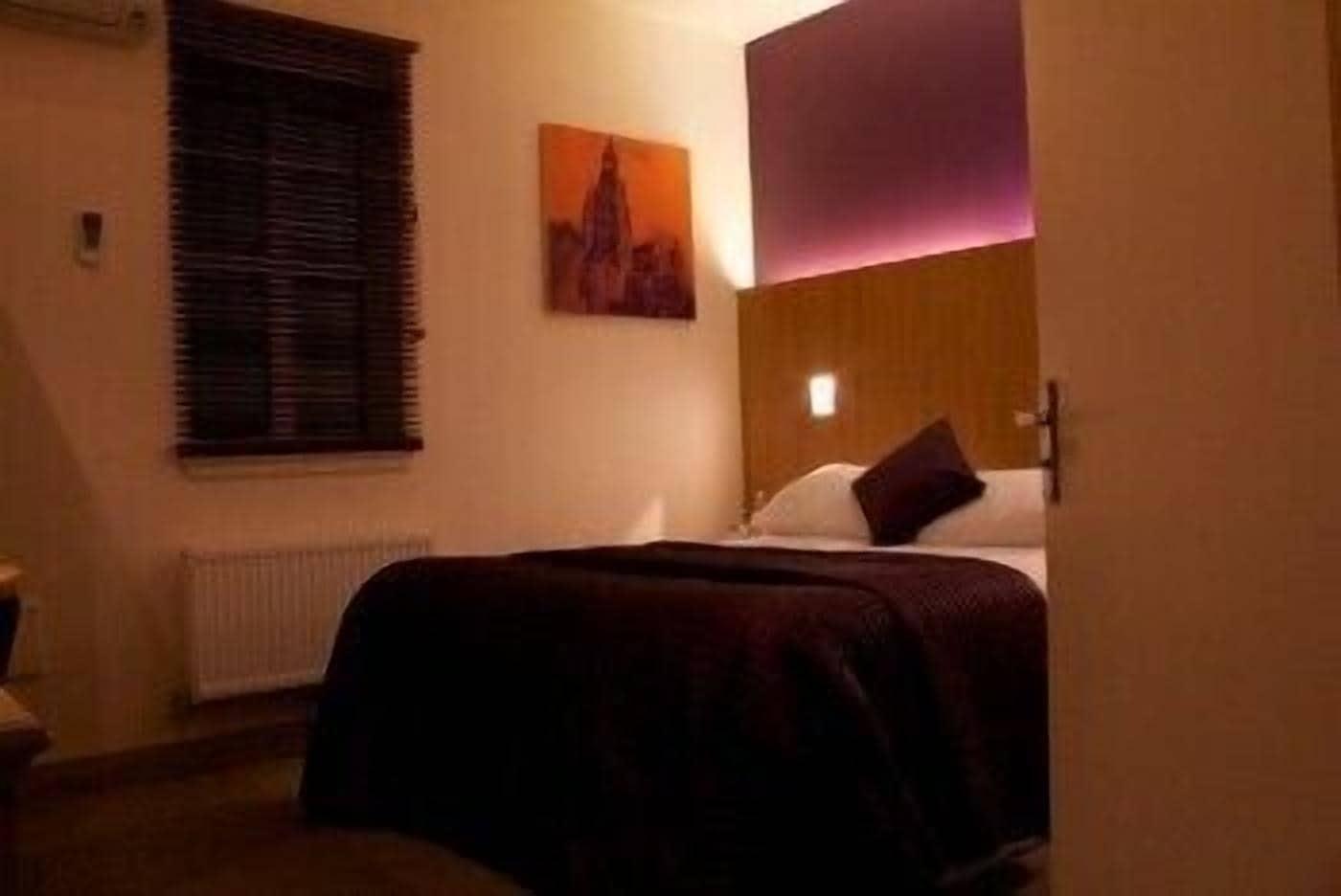 Rooms At 29 Bruce Street Dunfermline Exteriör bild