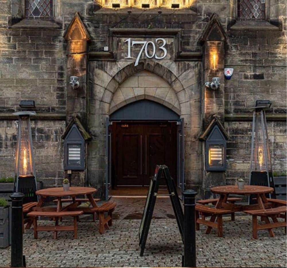 Rooms At 29 Bruce Street Dunfermline Exteriör bild